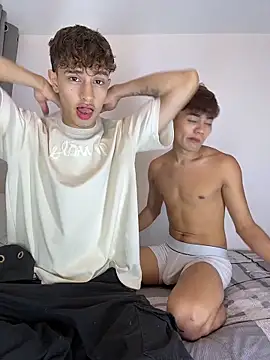 Douglas Lux online show from 11/29/25, 11:49