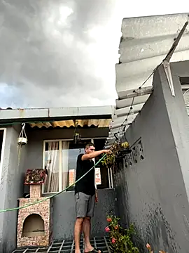 mirallesandbig online show from 10/30/25, 09:33