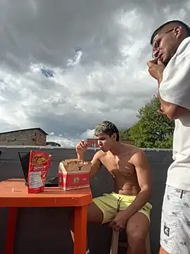 mirallesandbig online show from 10/26/25, 08:53