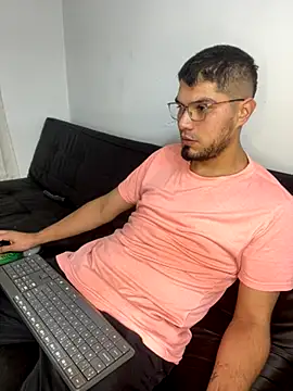 mirallesandbig online show from 12/04/25, 10:31