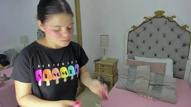 Snapshot of mary_joseph chatting on 10/22/25, 07:46 mary joseph online show from 10/22/25, 07:46