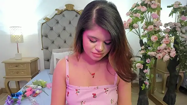 Snapshot of mary_joseph chatting on 11/15/25, 08:40 mary joseph online show from 11/15/25, 08:40