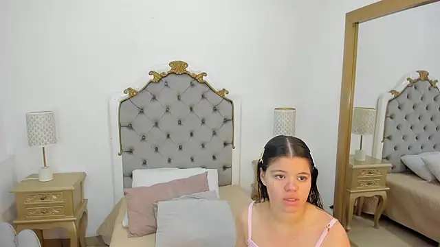 Snapshot of mary_joseph chatting on 11/16/25, 07:29 mary joseph online show from 11/16/25, 07:29