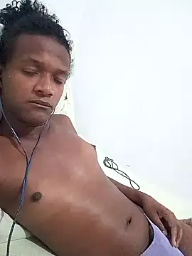 Snapshot of jgehghsAz09 chatting on 10/23/25, 02:21 jgehghsAz09 online show from 10/23/25, 02:21