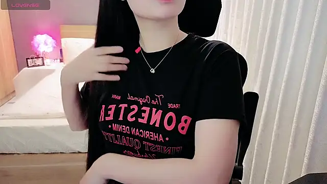 Xuka2594 online show from 03/27/26, 06:11