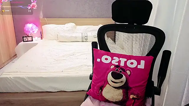 Xuka2594 online show from 03/31/26, 06:04