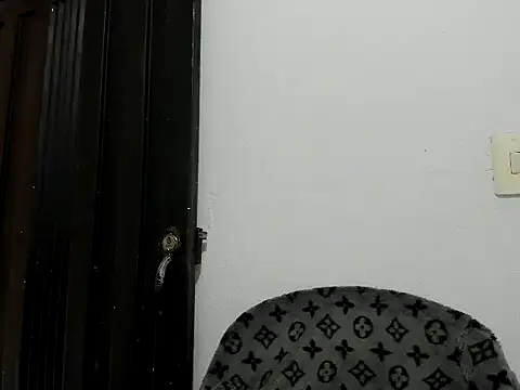 sarita-moree online show from 12/05/25, 03:32