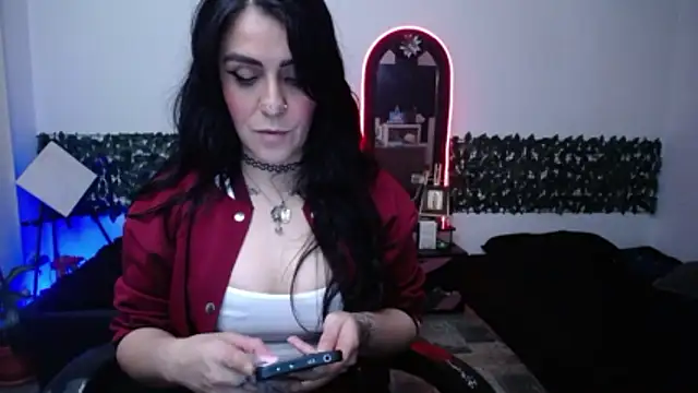 Anastasiabasst   online show from 11/13/25, 05:44