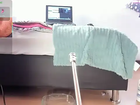 Snapshot of __Aragon__ chatting on 11/04/25, 02:43 Aragon online show from 11/04/25, 02:43