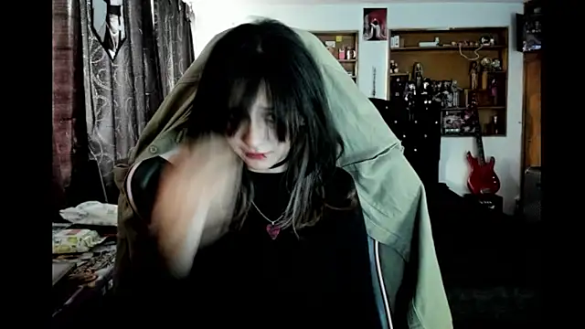 Maki Zein  online show from 02/07/26, 08:28