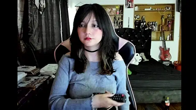 Maki Zein  online show from 02/11/26, 08:52