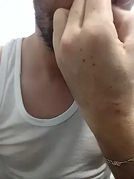 Arabeman300 online show from 10/21/25, 07:24