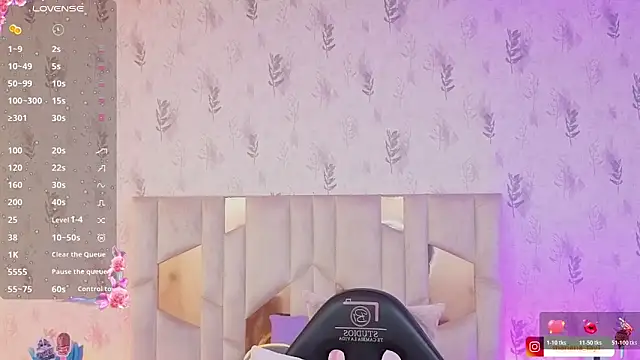 MARIANA TAY1 online show from 04/12/26, 03:10