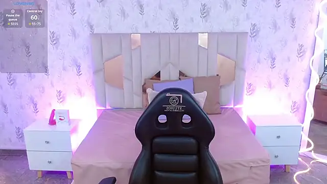 MARIANA TAY1 online show from 10/27/25, 03:07