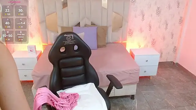 MARIANA TAY1 online show from 10/24/25, 03:05