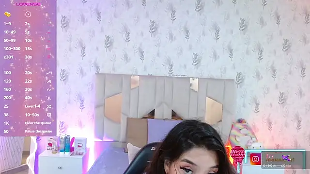 MARIANA TAY1 online show from 01/12/26, 03:35