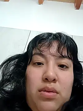 Snapshot of Limoncito027 chatting on 10/23/25, 01:21 Limoncito027 online show from 10/23/25, 01:21