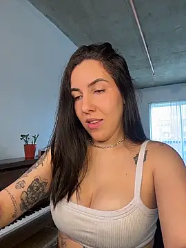 Lolathebaddie online show from 03/13/26, 04:34