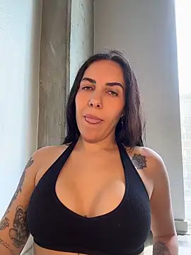 Lolathebaddie online show from 05/04/26, 05:16