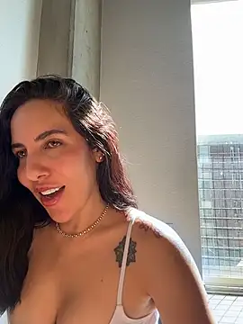 Lolathebaddie online show from 04/21/26, 04:02
