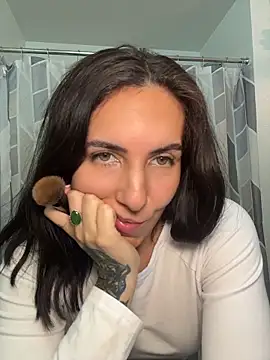 Lolathebaddie online show from 11/11/25, 04:46