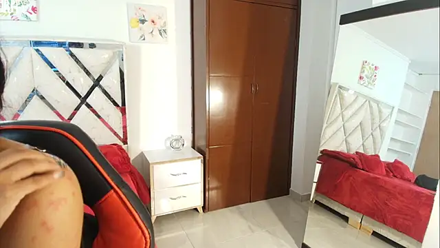 Valtainsexy online show from 12/19/25, 02:52