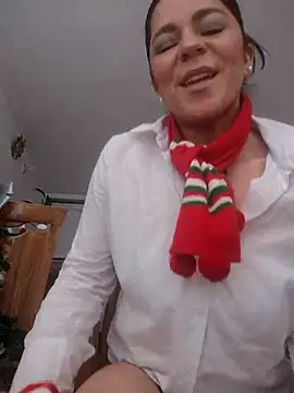 disneey2888 online show from 12/01/25, 04:41