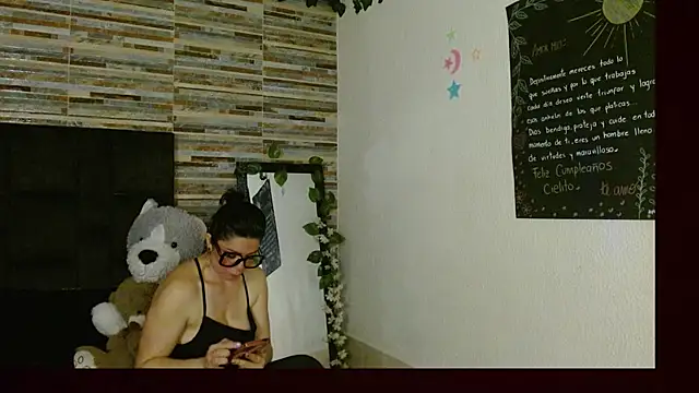 disneey2888 online show from 10/19/25, 03:09