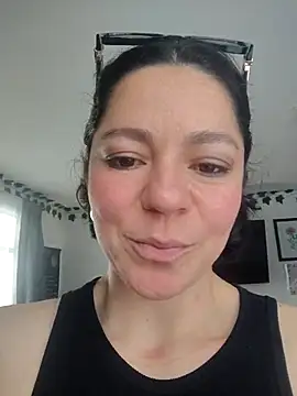 disneey2888 online show from 12/17/25, 02:55