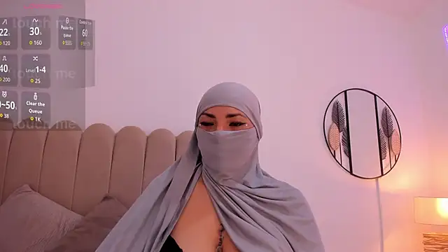 Snapshot of _naylaa_ chatting on 11/25/25, 11:37 naylaa online show from 11/25/25, 11:37