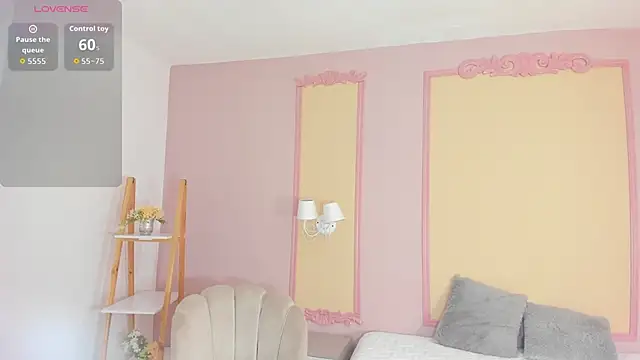  naylaa  online show from 03/20/26, 02:56