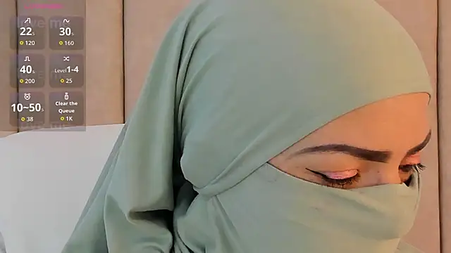 Snapshot of _naylaa_ chatting on 11/27/25, 04:02 naylaa online show from 11/27/25, 04:02