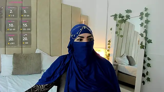  naylaa  online show from 02/11/26, 03:39