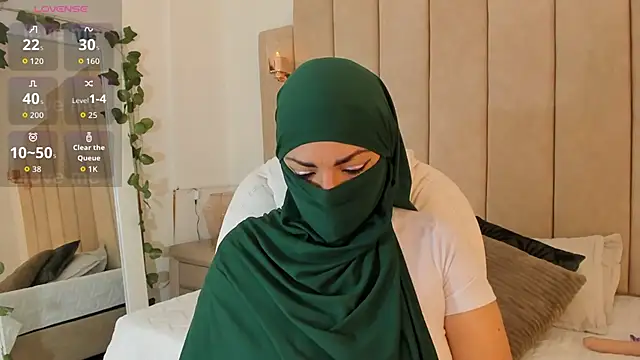 Snapshot of _naylaa_ chatting on 11/29/25, 04:12 naylaa online show from 11/29/25, 04:12