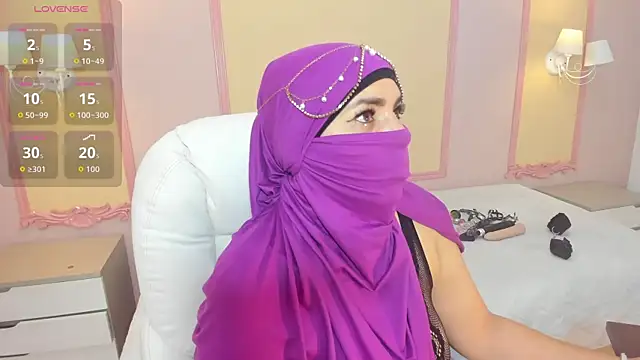  naylaa  online show from 04/26/26, 03:04