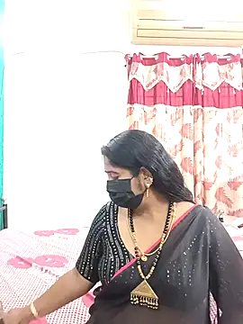 tamil-aunt online show from 12/05/25, 07:07