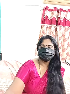 tamil-aunt online show from 10/18/25, 05:26