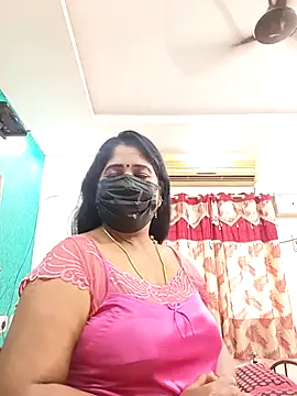 tamil-aunt online show from 11/30/25, 04:46