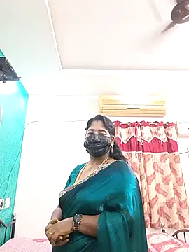 tamil-aunt online show from 12/02/25, 06:59