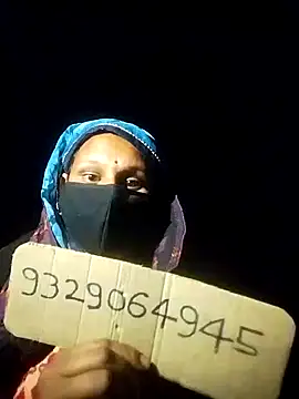 Snapshot of rasmi_powar chatting on 10/20/25, 04:07 rasmi powar online show from 10/20/25, 04:07