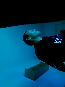 aripuppi95 online show from 11/10/25, 11:54