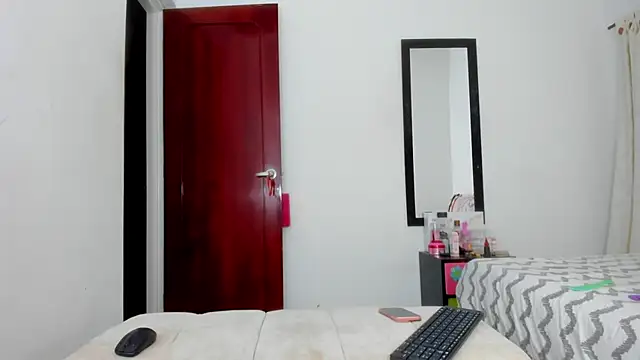 princesa luissa online show from 11/18/25, 04:38