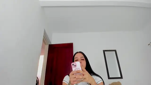 princesa luissa online show from 10/31/25, 12:24