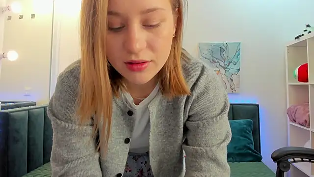 Melissa new22 online show from 10/28/25, 12:00