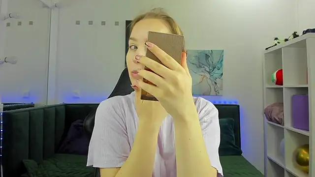 Melissa new22 online show from 11/08/25, 11:08