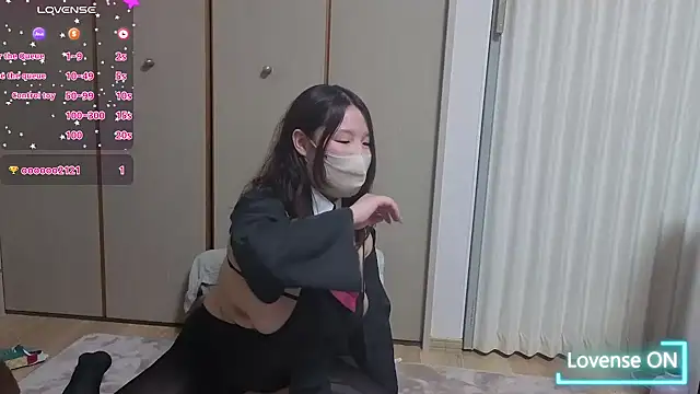 anananna1010 online show from 02/11/26, 01:33