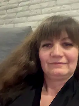 Butterfly8385 online show from 10/17/25, 08:54