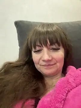 Butterfly8385 online show from 11/27/25, 08:31