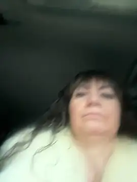 Butterfly8385 online show from 10/15/25, 05:17