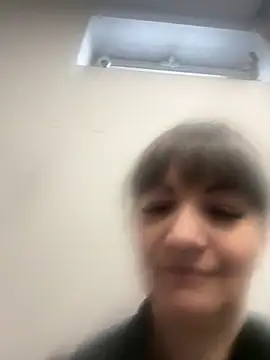 Butterfly8385 online show from 11/28/25, 10:37